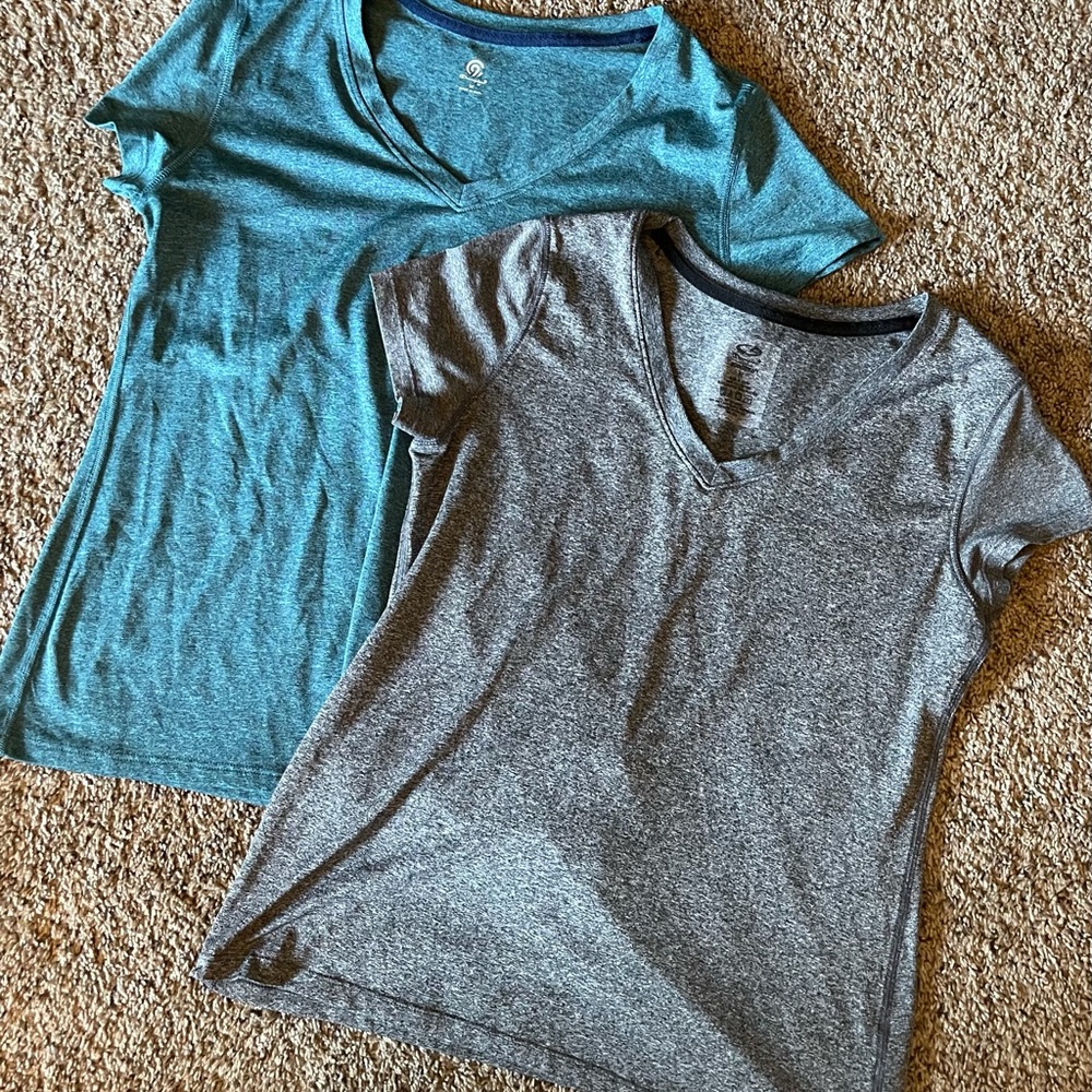 Athletic Tops Champion M (2) Gray Blue SS Nice